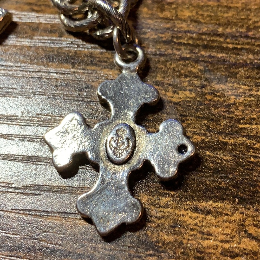 Premier Designs Crosses Charm Bracelet - Picture 2 of 5